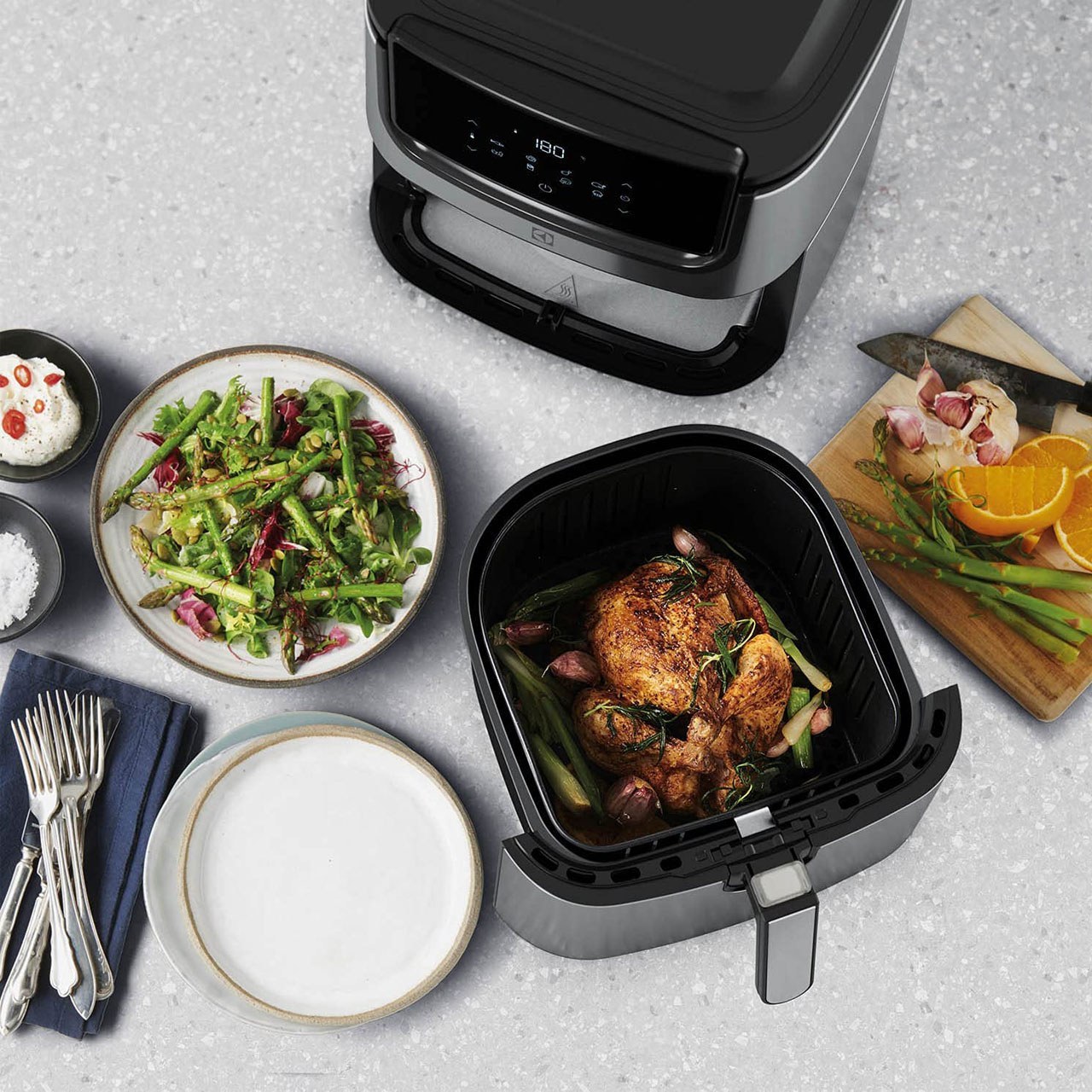 سرخ کن بدون روغن الکترولوکس مدل E5AF1-710S ا ELECTROLUX E5AF1-710S Air Fryer