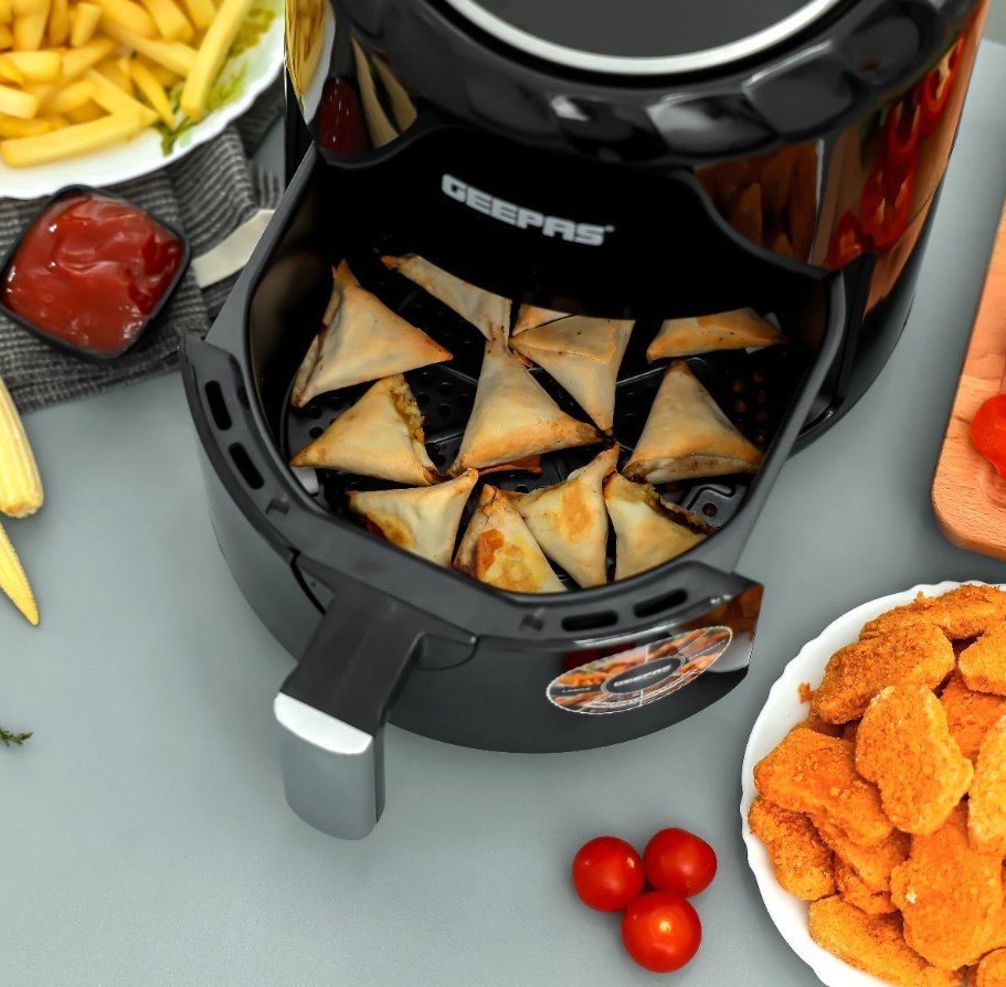 سرخ کن بدون روغن 3.5 لیتر جیپاس مدل GAF37512N ا Geepas Digital Air Fryer- GAF37512N