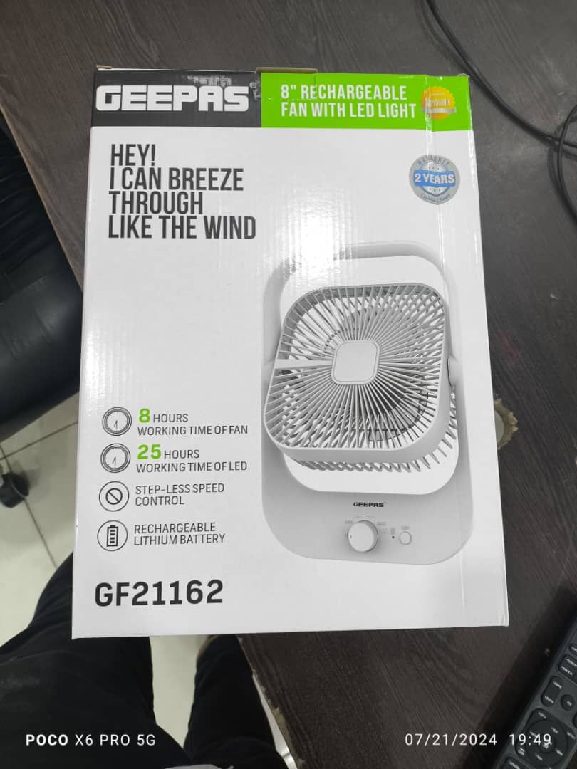 پنکه رومیزی شارژی جیپاس مدل GF919 ا Geepas 12'' Rechargeable Box Fan